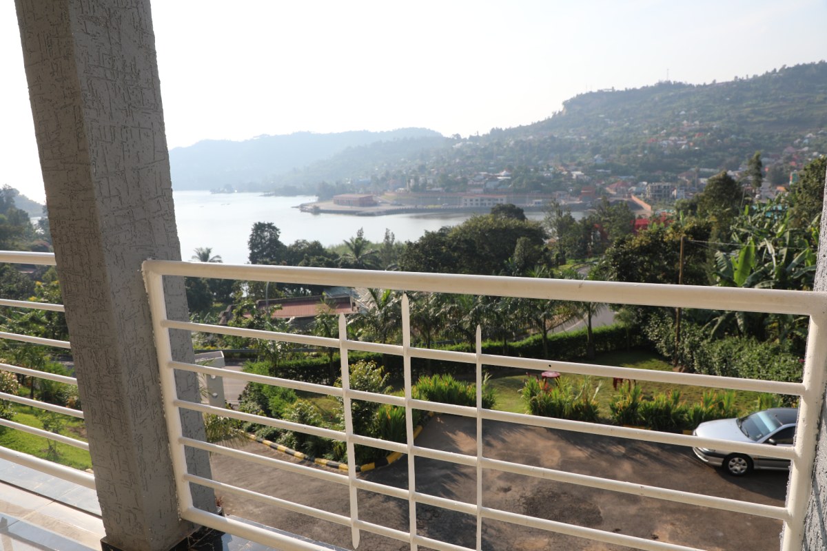 Balcony veranda overlooking the peaceful Nyamyumba hills