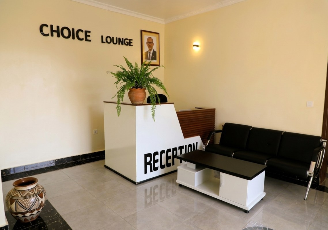 Choice Lounge reception desk and lobby lounge area